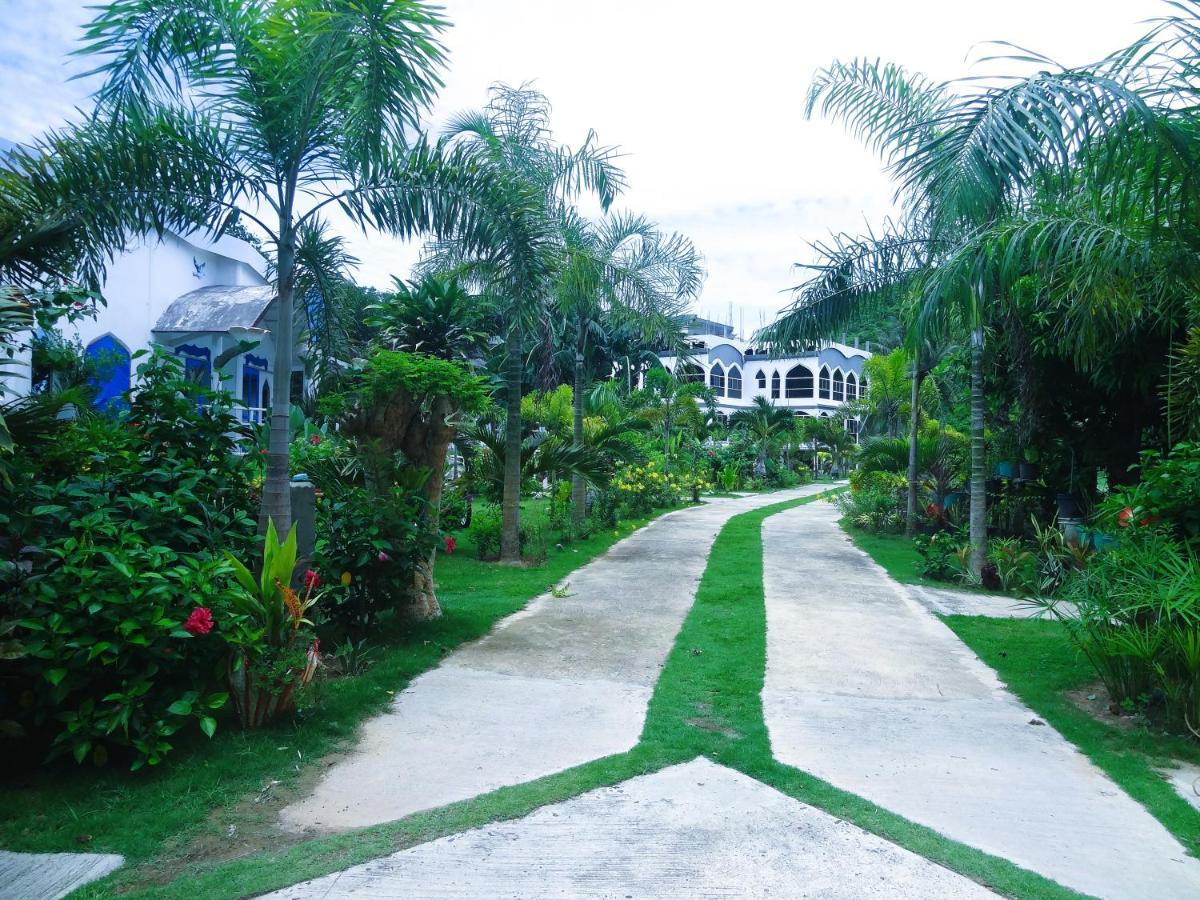 Mg Chateau Resort El Nido Exterior photo