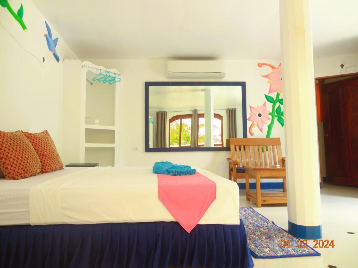 Mg Chateau Resort El Nido Exterior photo