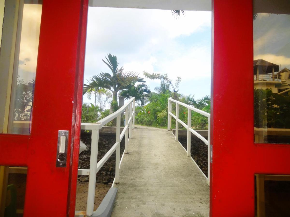 Mg Chateau Resort El Nido Exterior photo