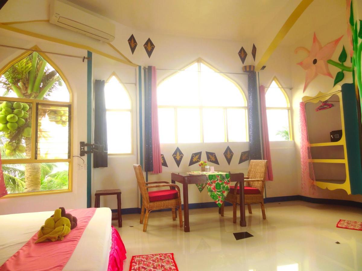 Mg Chateau Resort El Nido Exterior photo