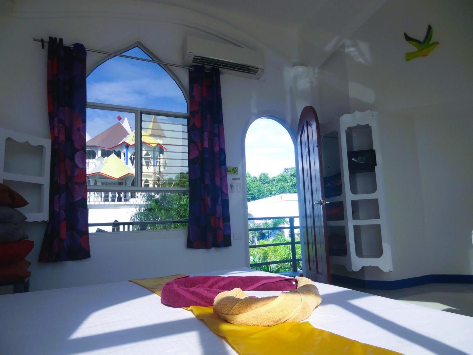 Mg Chateau Resort El Nido Exterior photo