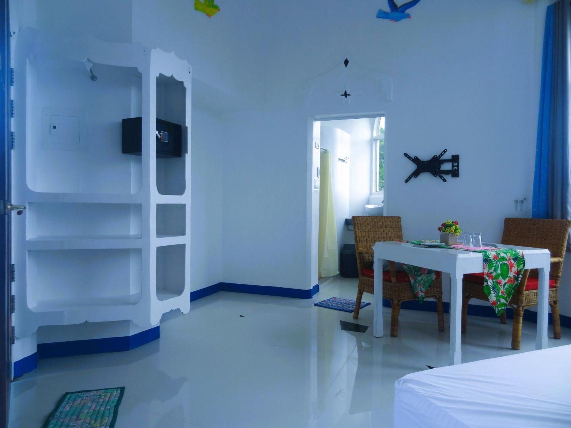 Mg Chateau Resort El Nido Exterior photo